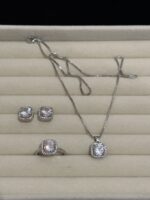 Amazing Black & Silver Stone Set - Image 2